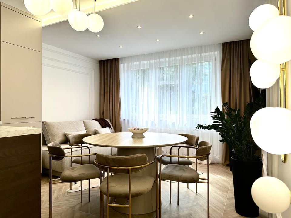 Psie Budy Apartment -200m Main Square Apartment in Wroclaw