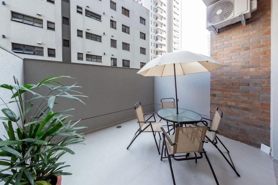 Apartamento Garden com piscina a 7min Consulado e 3min Metrô Brooklin Apartment in Sao Paulo City