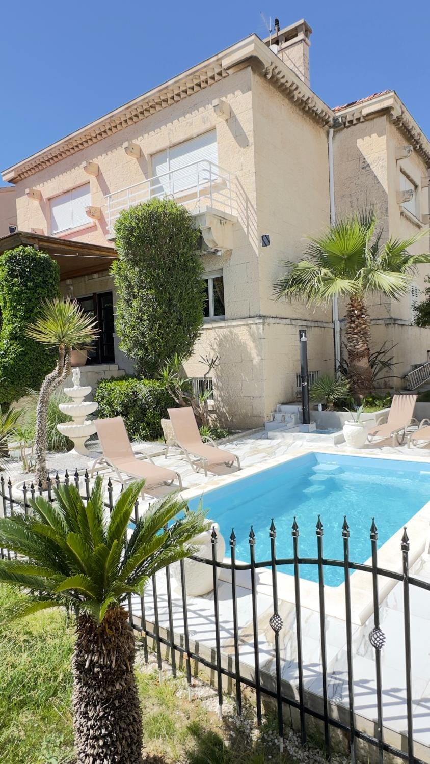 Property building, Pool view, sunbed