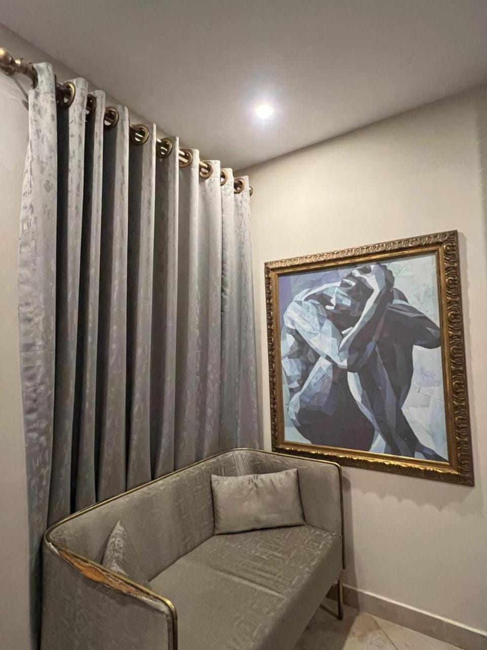 Decorative detail, Seating area