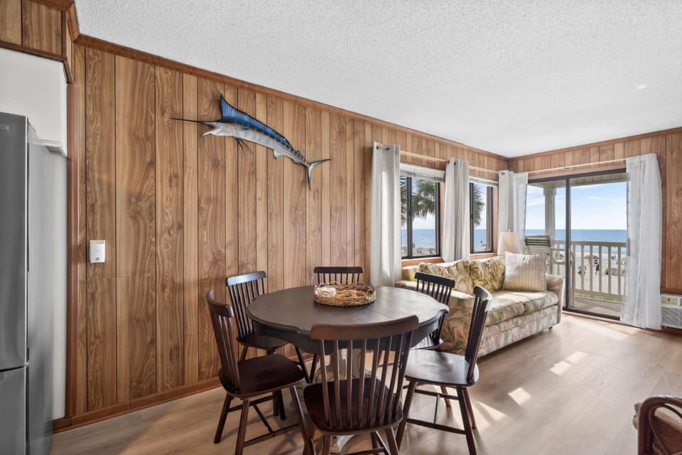 Place At The Beach VI Unit 208 - Oceanfront House in South Carolina