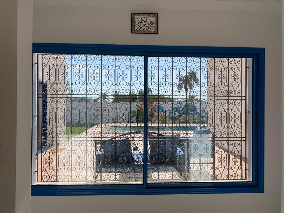 Property building, Day