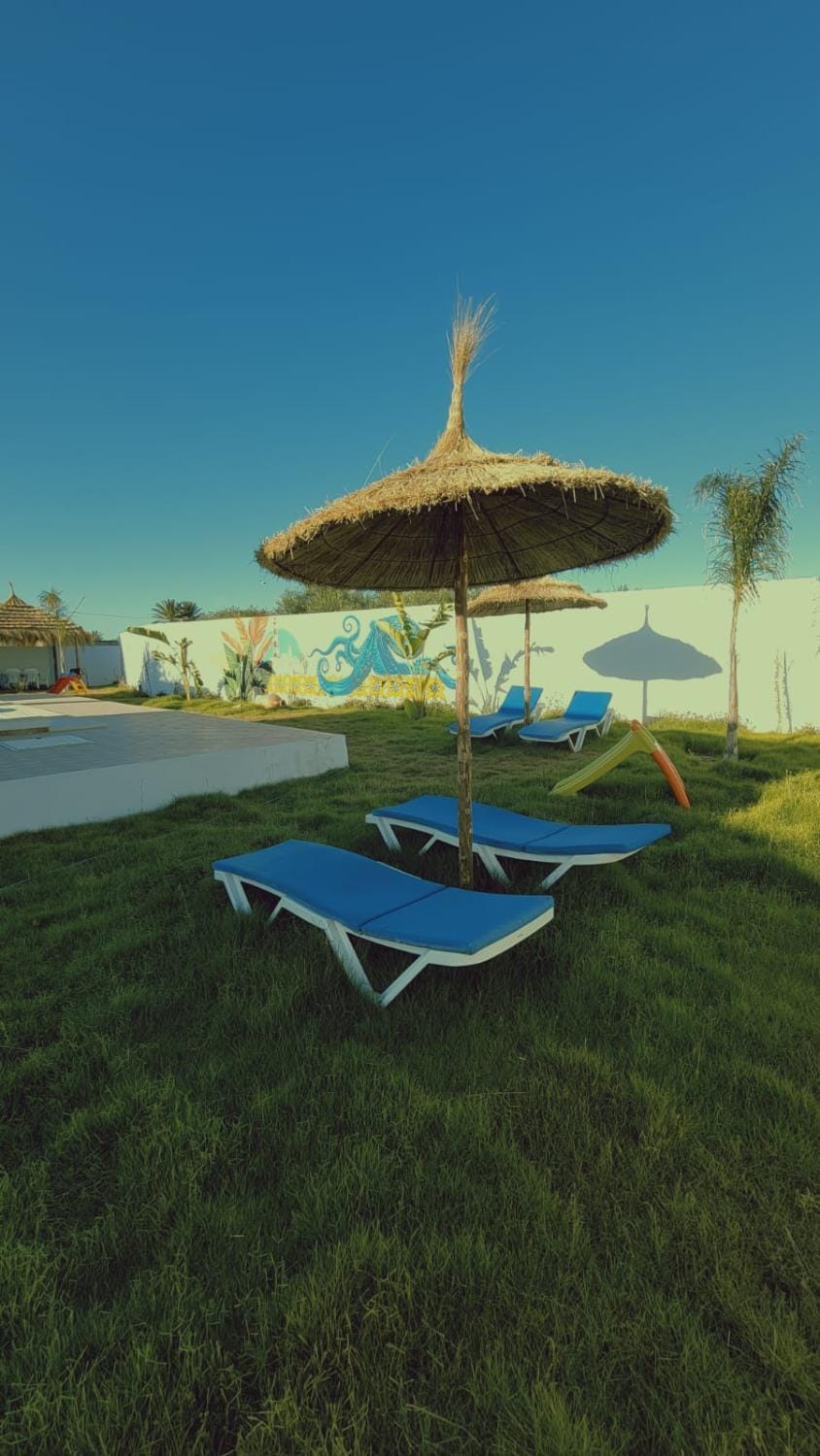Day, Garden, Garden view, Pool view, Swimming pool, sunbed
