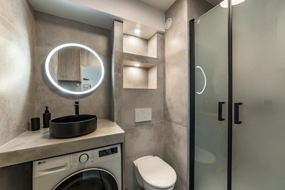 Studio Madison Valmy Apartment in Lyon