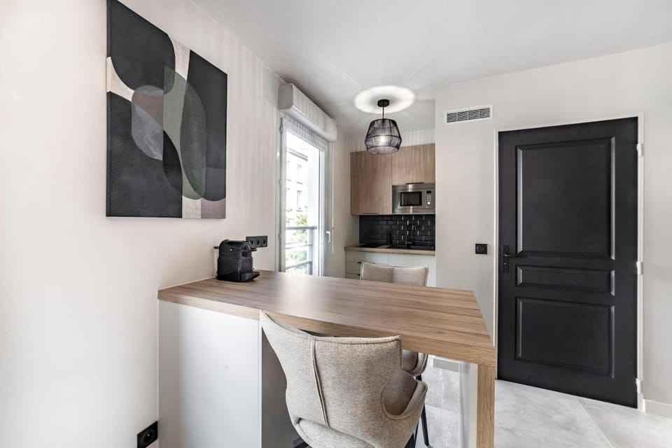 Studio Madison Valmy Apartment in Lyon