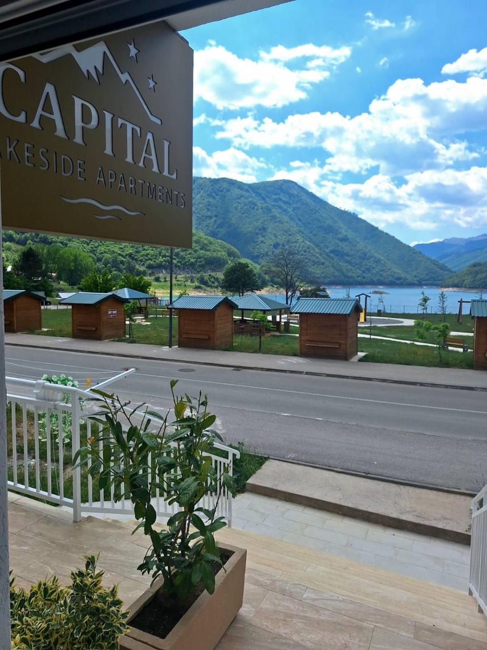 Capital Apartments - Premium luxury by the lake Apartment in Montenegro