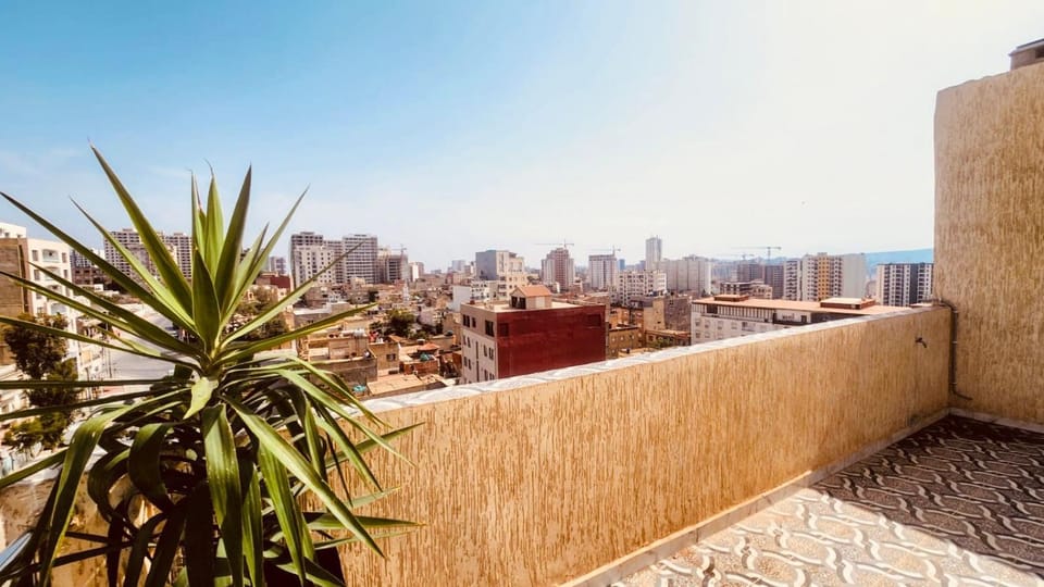 terrasse privée vue mer Apartment in Oran