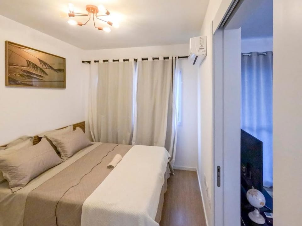 JH - 509 - Gleba com ar-condicionado na sala e quarto, sacada e piscina Apartment in Londrina