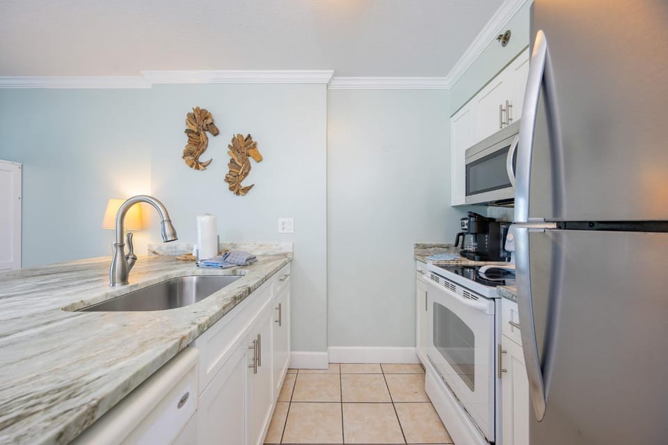 Tradewinds 102 condo Apartment in Orange Beach