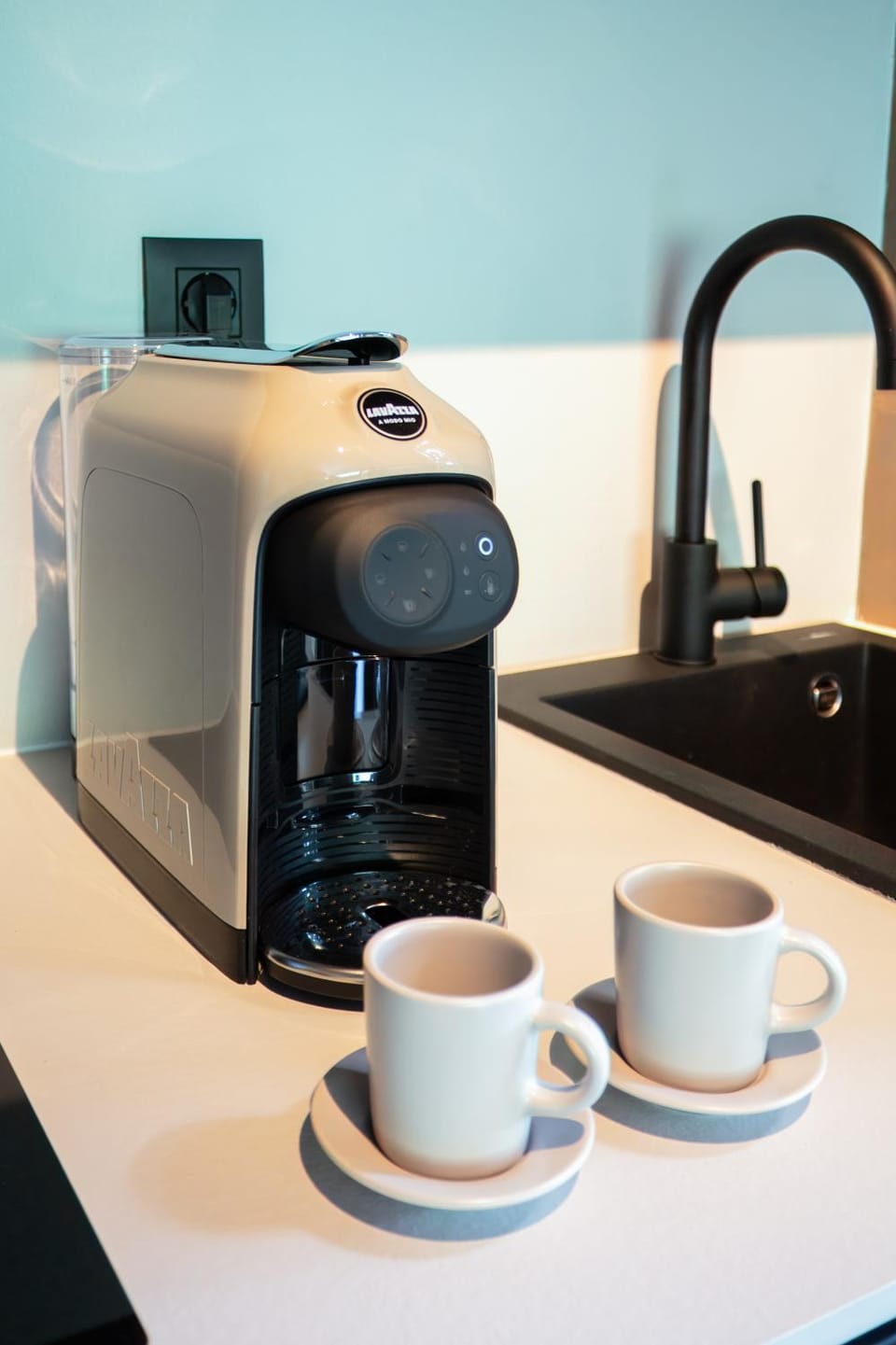 Coffee/tea facilities, Kitchen or kitchenette