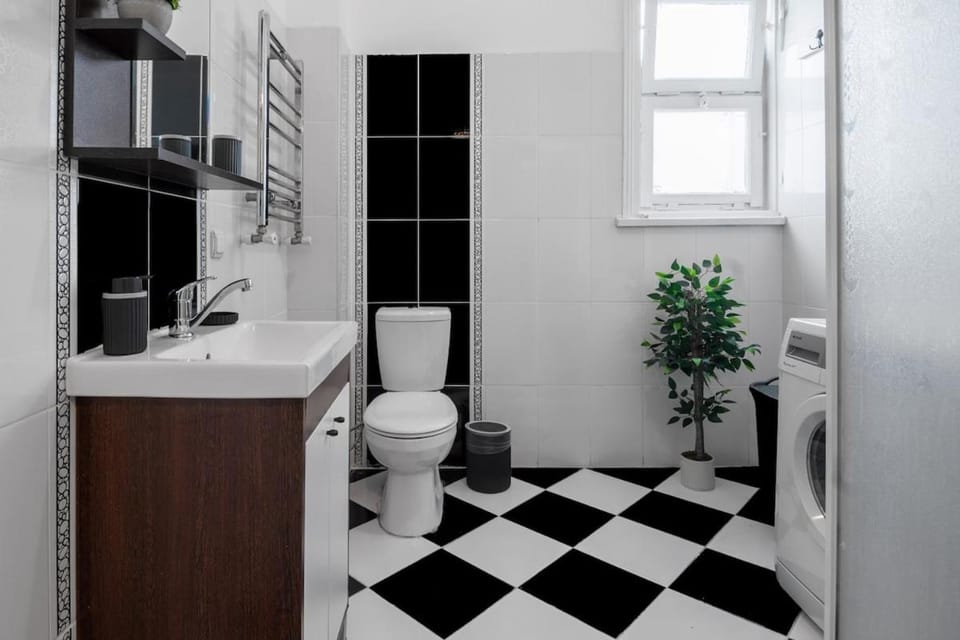 Elegant and Cozy 2BR with Balcony near Taksim Apartment in Istanbul