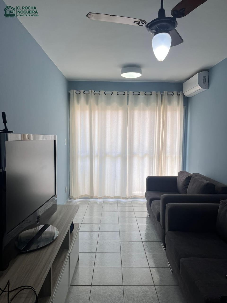 TV and multimedia, Living room, Seating area, minibar, air conditioner