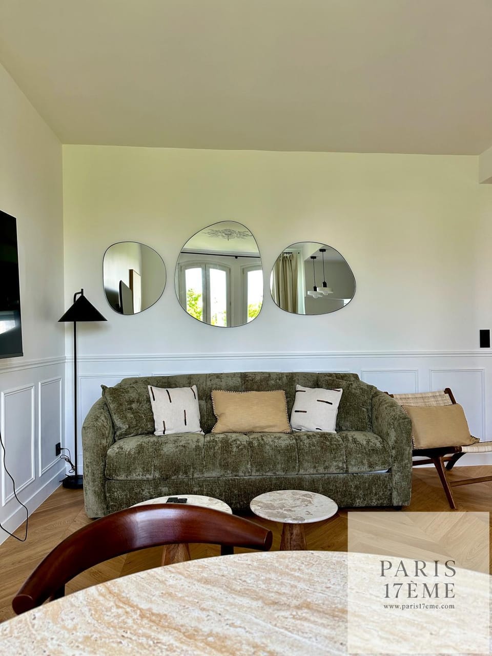 Paris 17 Elegance and Light Monceau and Batignolles Apartment in Paris