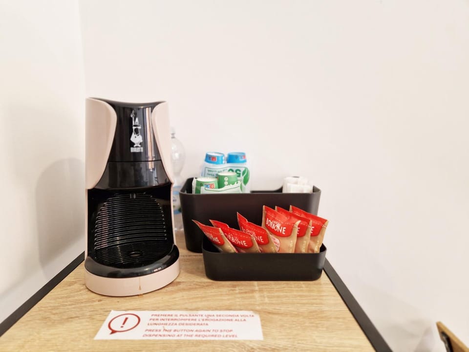 Kitchen or kitchenette, Breakfast