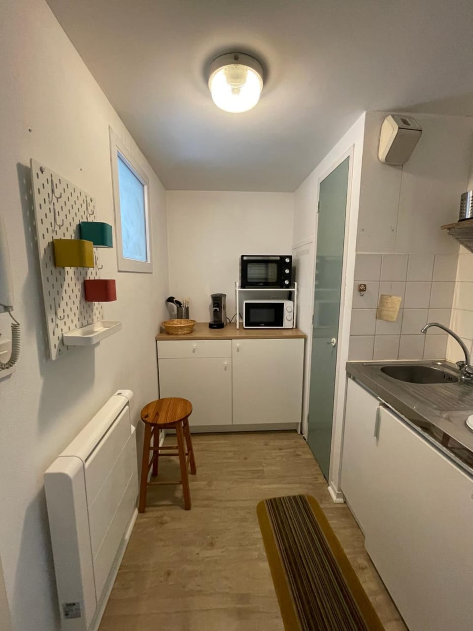 Coffee/tea facilities, Breakfast, microwave, oven, stove, stove, kitchen, kitchen