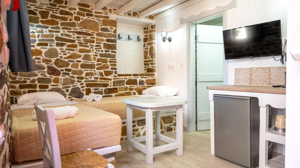 Rodakas Rooms-Glikeria Apartment in Decentralized Administration of the Aegean