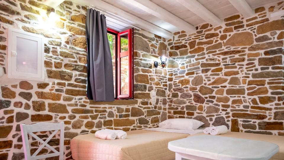Rodakas Rooms-Glikeria Apartment in Decentralized Administration of the Aegean