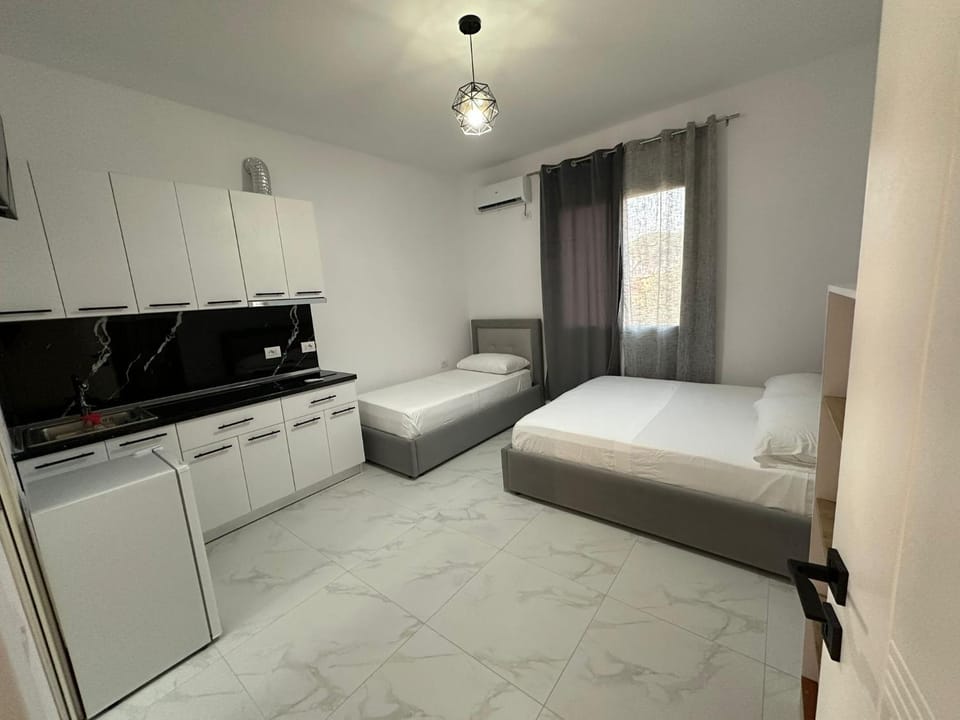 Villa Aliaj Bed and Breakfast in Vlorë