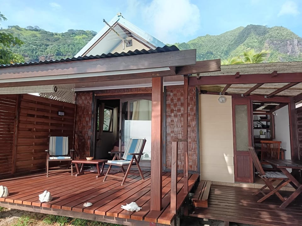 Property building, Patio, Natural landscape, View (from property/room), Canoeing, Garden view, Landmark view, Mountain view, Sea view
