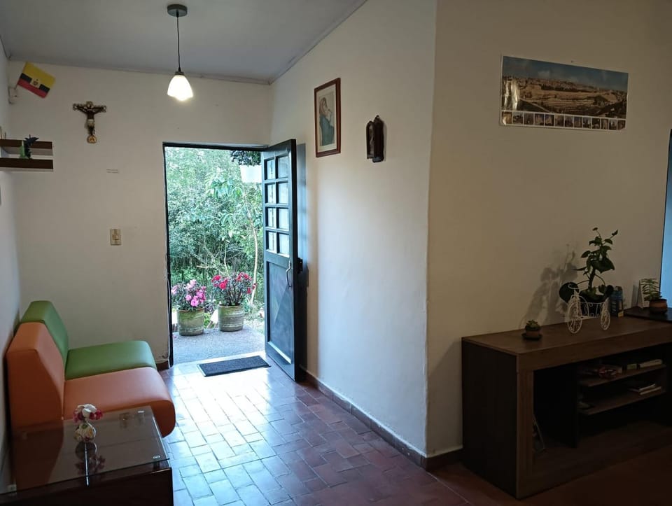 Villa Alegría House in Cundinamarca, Colombia