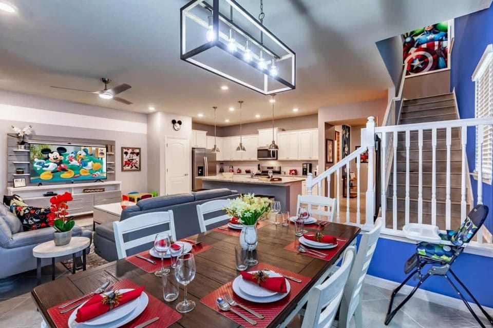 Living room, Seating area, Dining area, kitchen