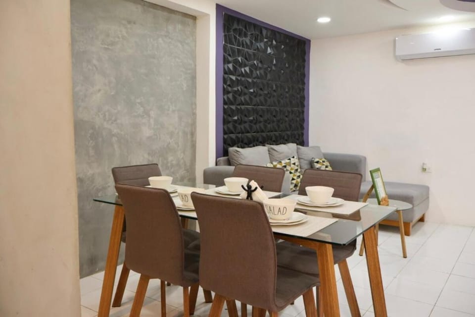 Dining area, air conditioner