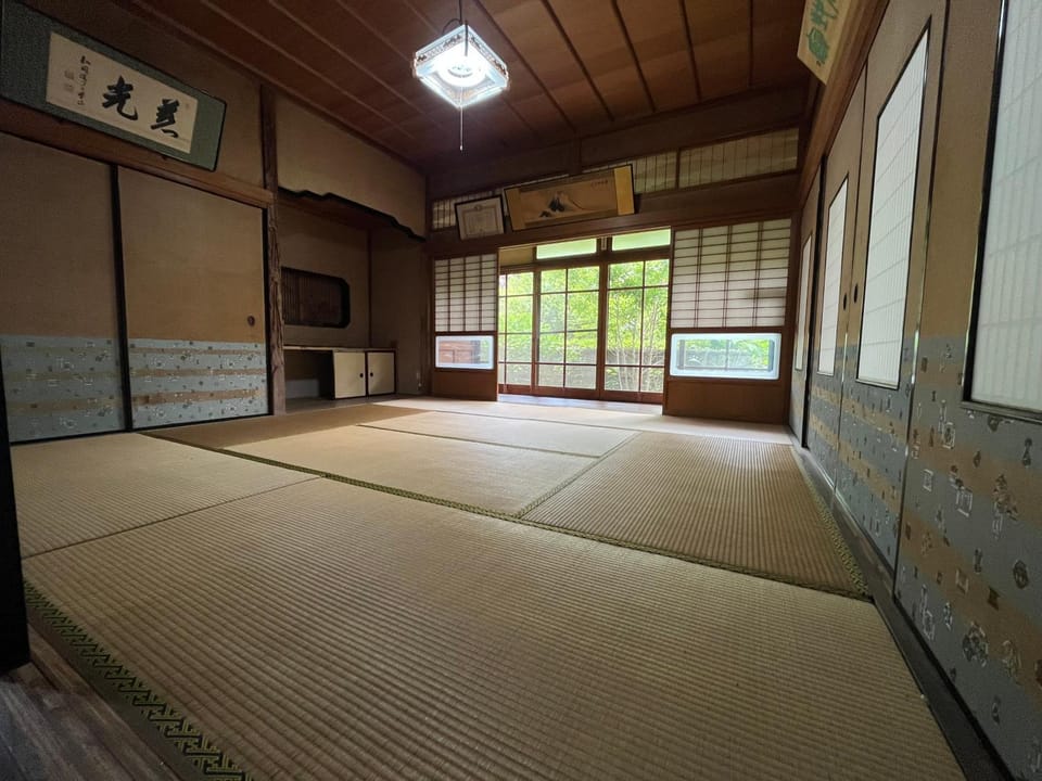 町屋の旅籠 萩乃庵 pooch-friendly Bed and Breakfast in Japan