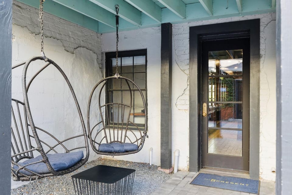 4th Floor Queen Suite Boutique hotel Bed and Breakfast in Savannah