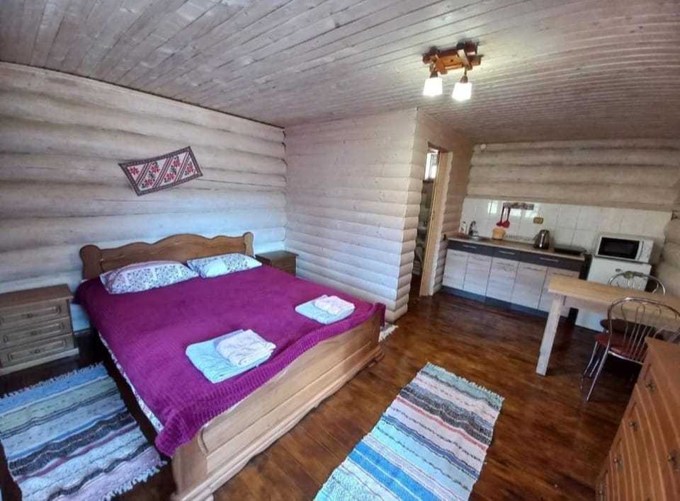Bed, TV and multimedia, Kitchen or kitchenette, Bedroom