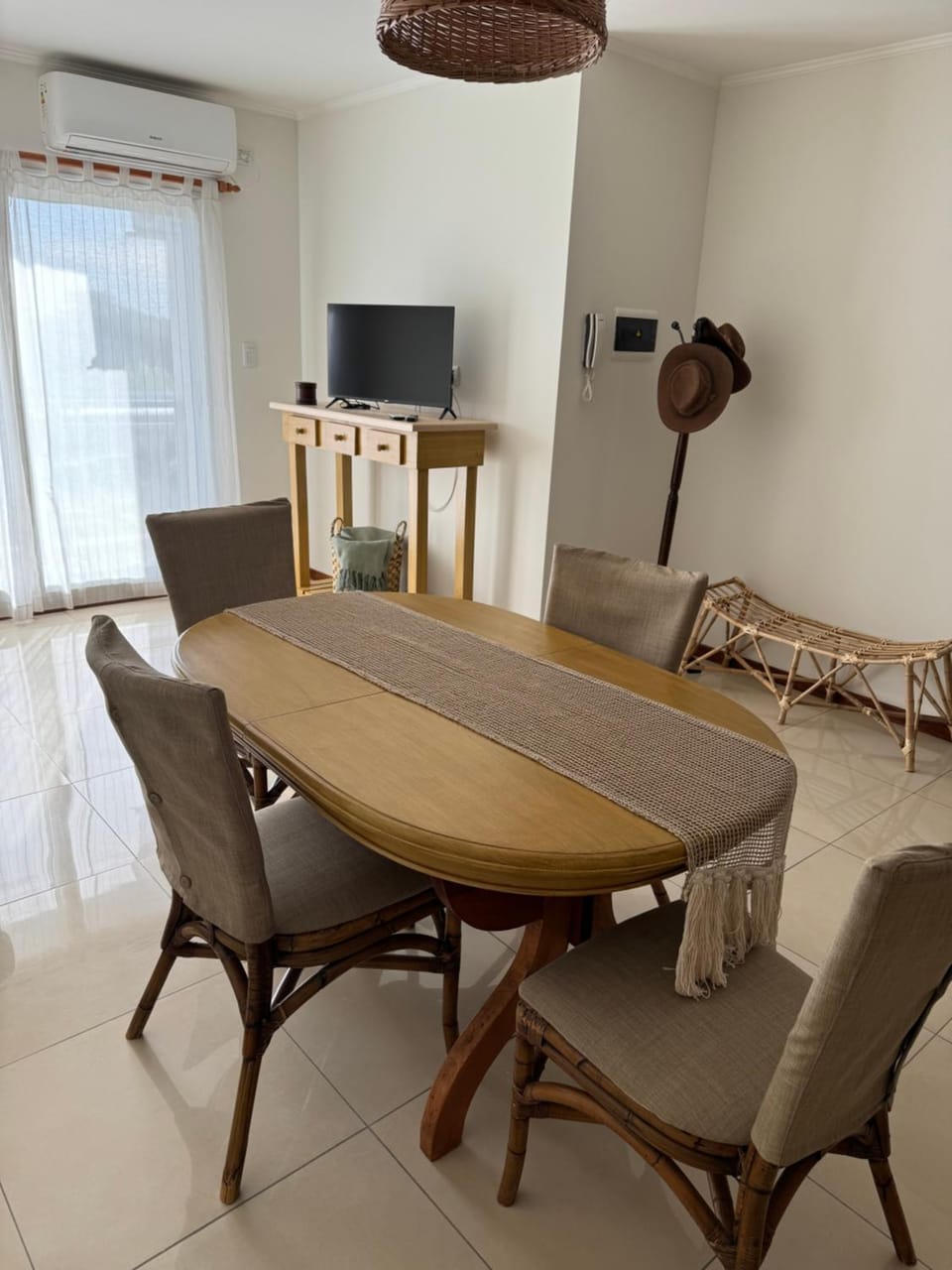 Dining area, air conditioner