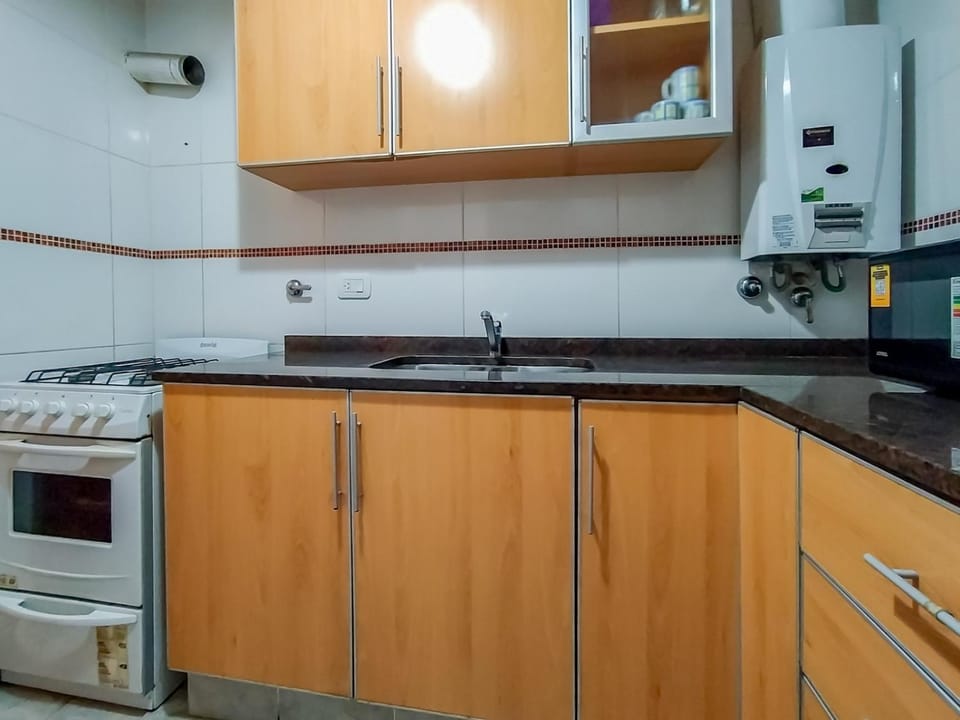 Dto dos dormitorios cerca del Español, Italiano, HPR, Club Provincial, Predio de la ex Rural, Cochera opcional Apartment in Rosario