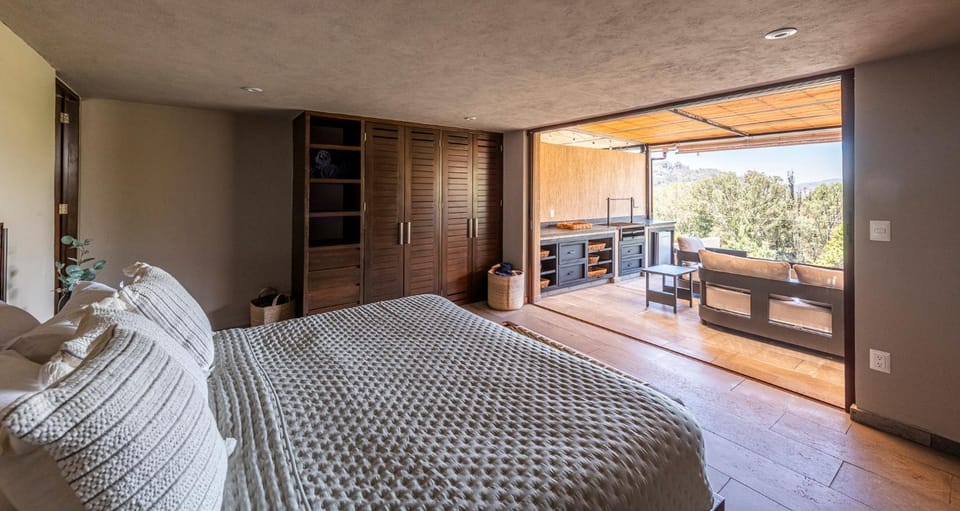 Bed, View (from property/room), Balcony/Terrace, Photo of the whole room