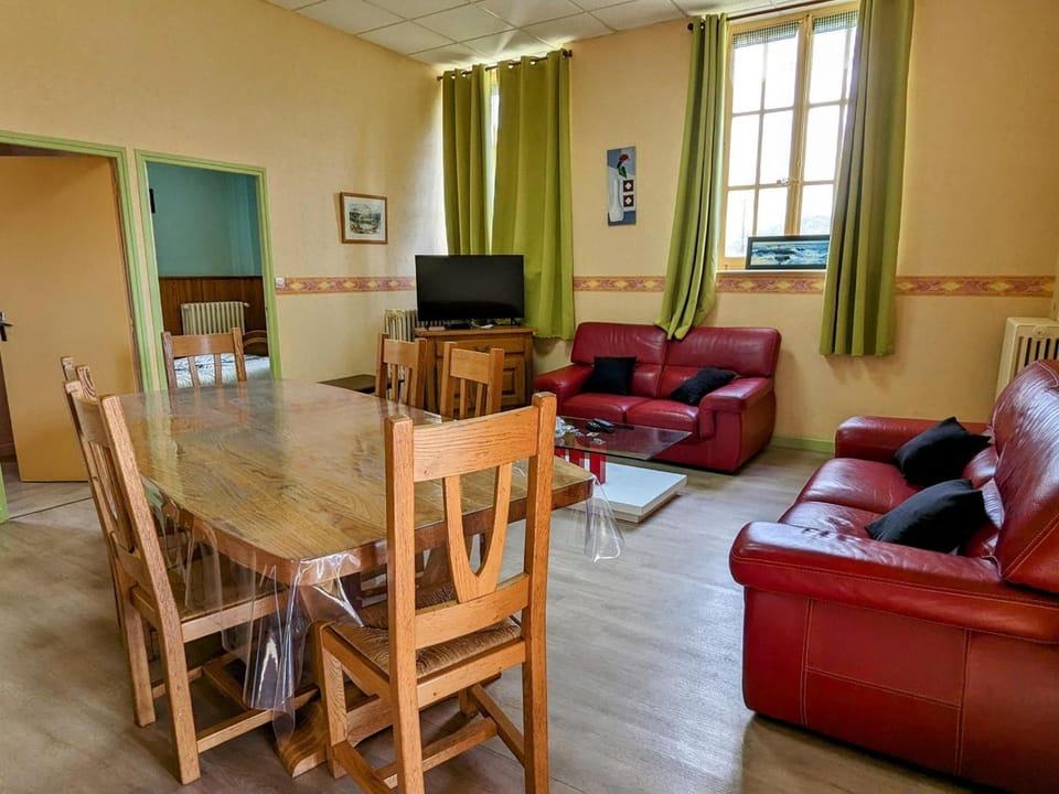 Appartement charmant au pied du Plateau des Mille Etangs à Mélisey - FR-1-583-425 House in Bourgogne-Franche-Comté