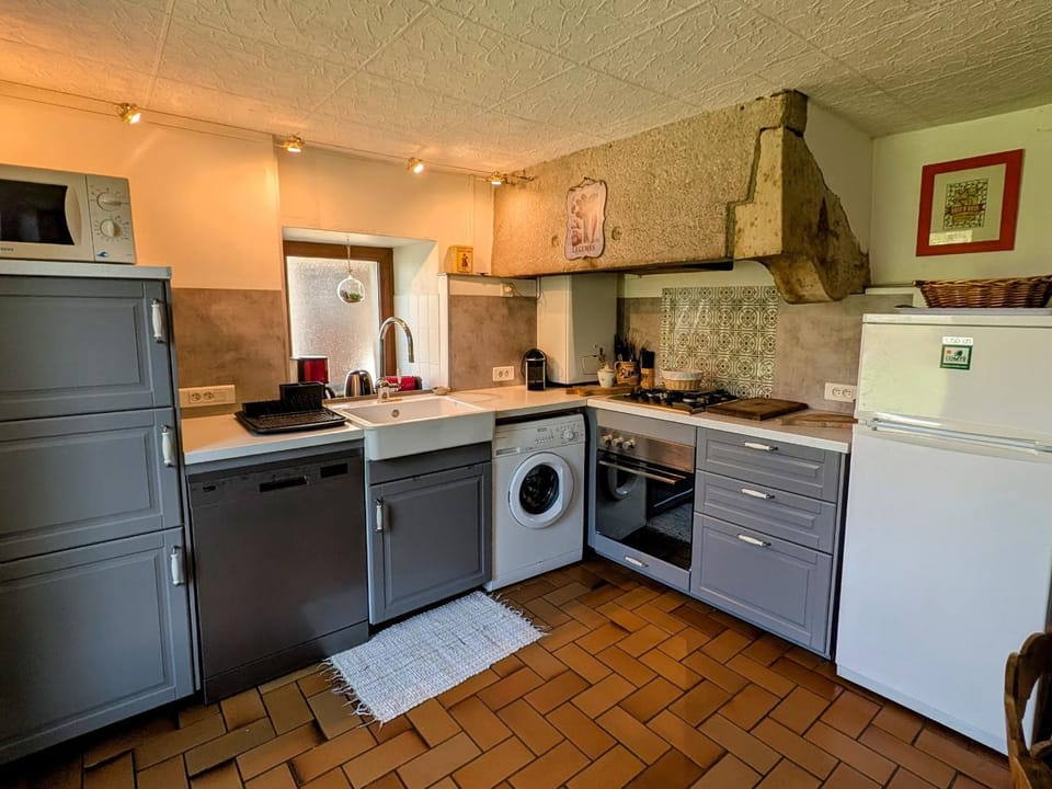 Gîte paisible dans ancienne ferme comtoise avec animaux acceptés - FR-1-583-416 House in Vosges