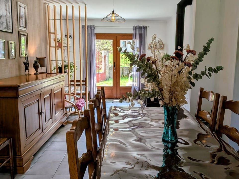 Gîte paisible dans ancienne ferme comtoise avec animaux acceptés - FR-1-583-416 House in Vosges