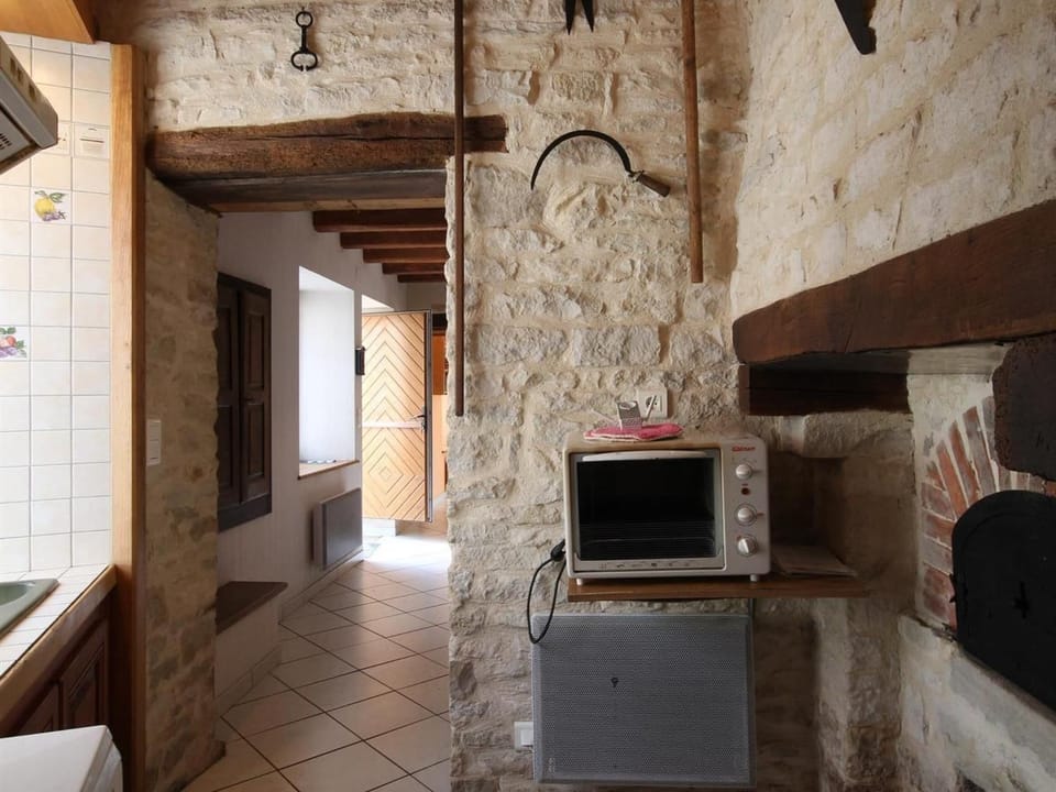 Charmant Gîte Rural avec Jardin en Haute-Saône - FR-1-583-438 House in Bourgogne-Franche-Comté