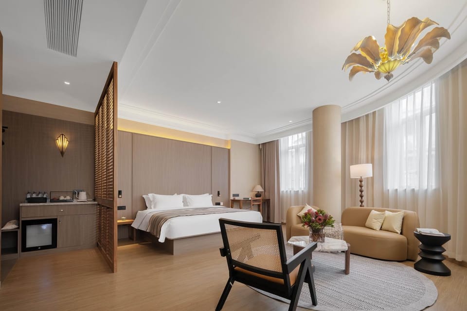 Bed, Photo of the whole room