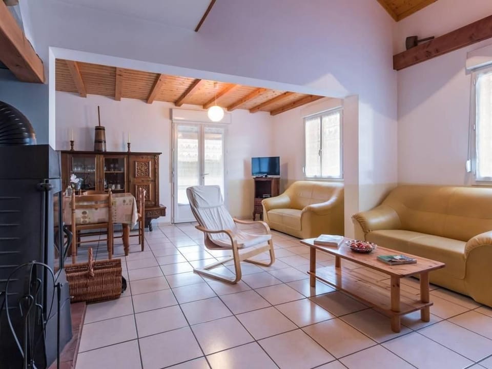 Maison calme avec sauna et vue Vosges - FR-1-583-453 House in Bourgogne-Franche-Comté