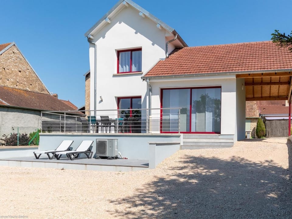 Maison rénovée au bord de la Saône avec terrasse et jardin - FR-1-583-463 House in Bourgogne-Franche-Comté