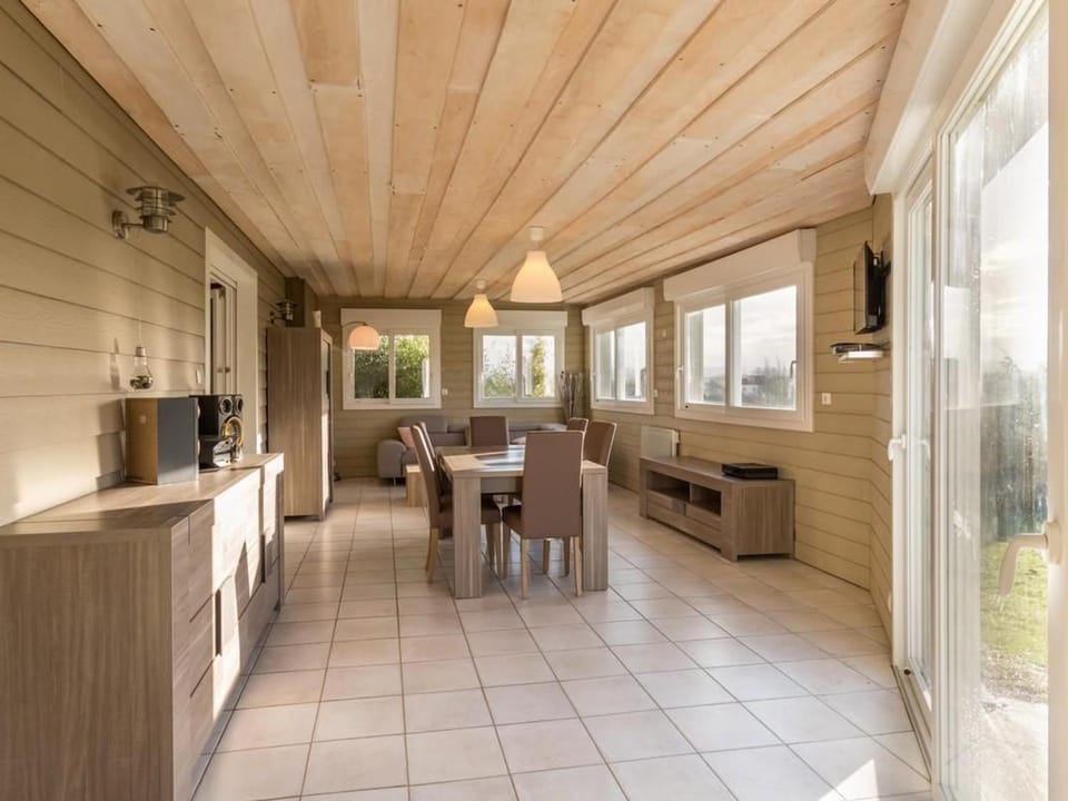 Charmante maison bois avec piscine et animaux admis - FR-1-583-475 House in Bourgogne-Franche-Comté