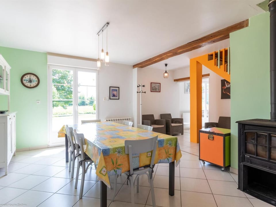 Gîte du Pêcheur isolé avec grande capacité près de la Saône - FR-1-583-451 House in Vosges