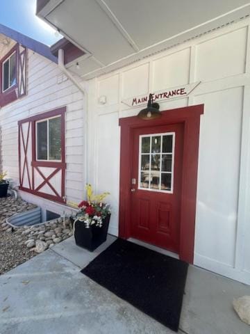 the Red Roof Farmhouse House in Oregon