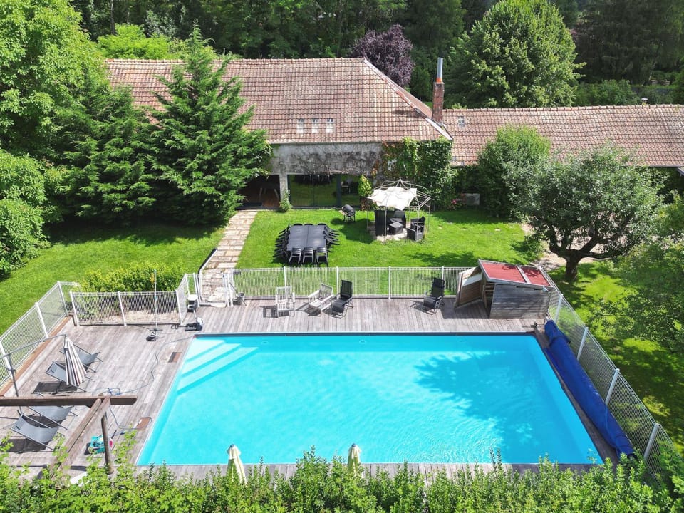 Gîte convivial idéal randonneurs avec animaux admis - FR-1-583-496 House in Bourgogne-Franche-Comté