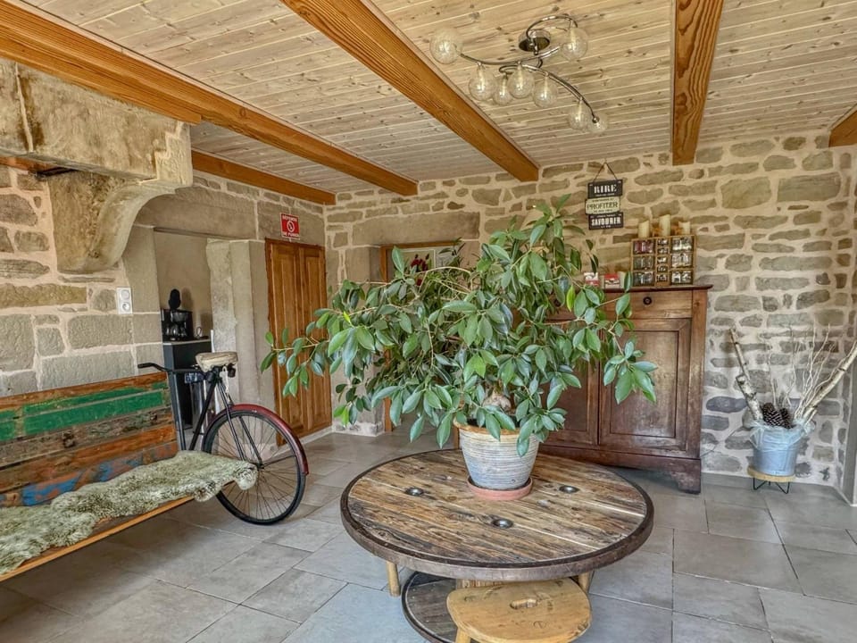 Gîte du Bois des Hauts : Confort en pleine nature, proche Plateau des 1000 Étangs - FR-1-583-439 House in Bourgogne-Franche-Comté