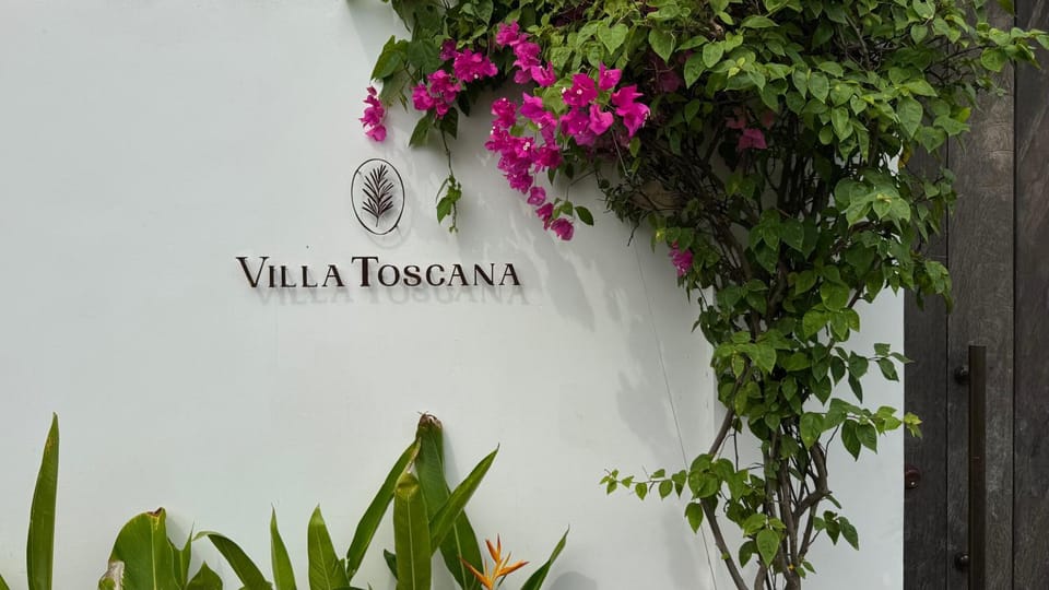 Toscana Luxury Villa, Uluwatu Villa in Bali