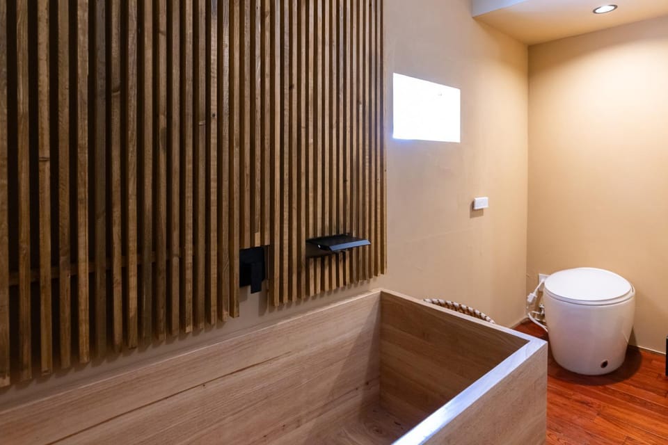 Bathroom, Bath