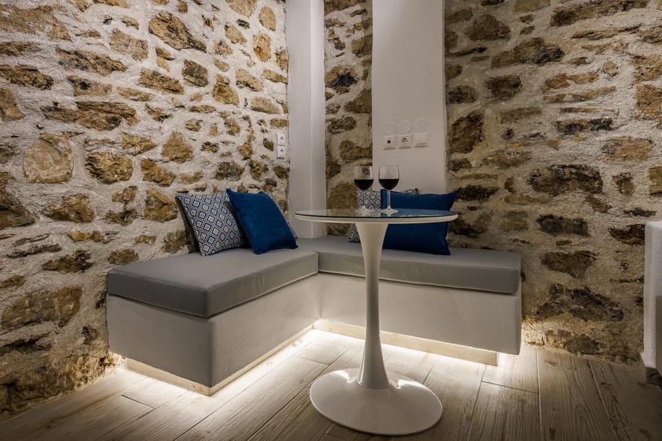 Le Petit Bati Blue Apartment in Skopelos