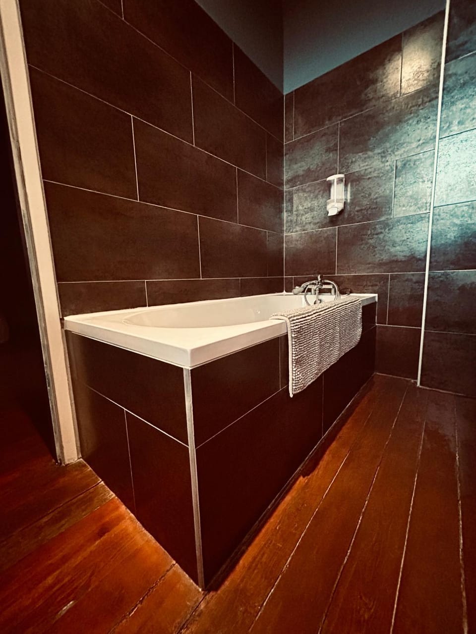 Bathroom, Bath