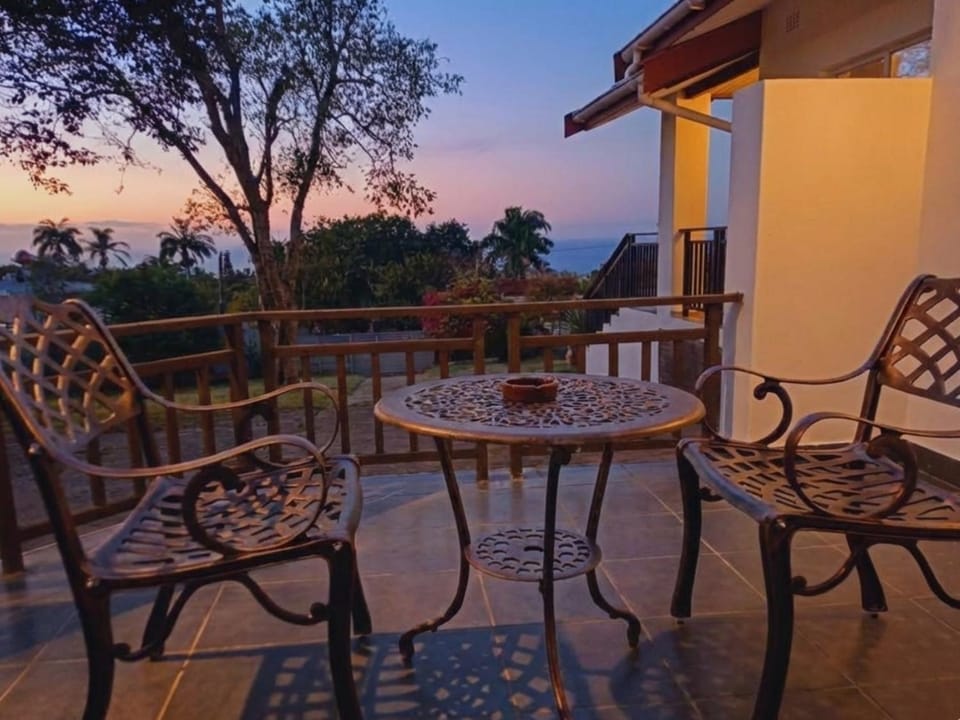 Patio, Seating area