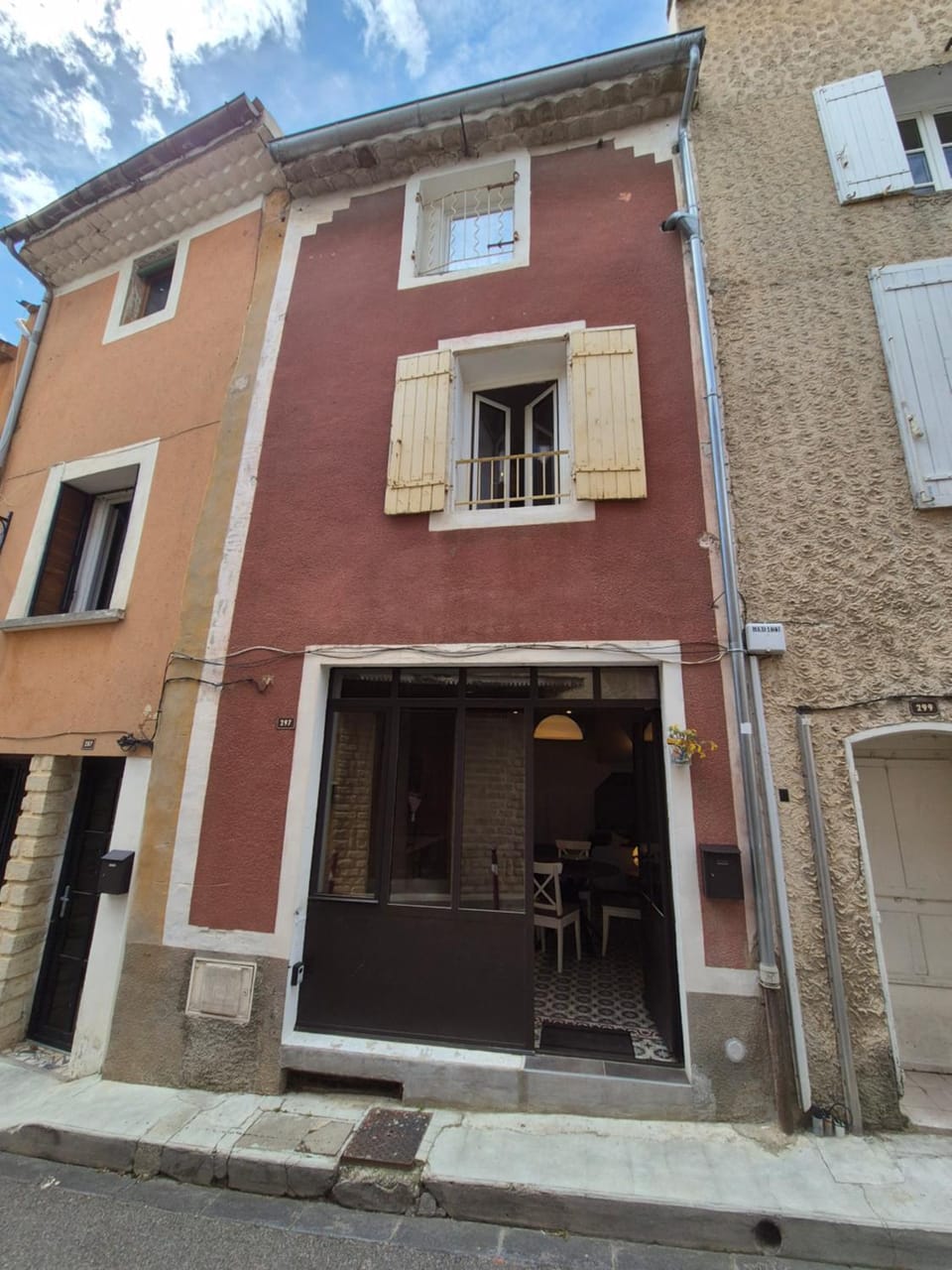 Property building, Neighbourhood, Street view
